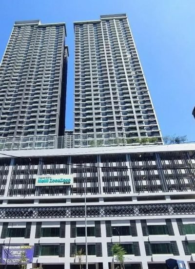 Maxim Majestic Maxim Majestic